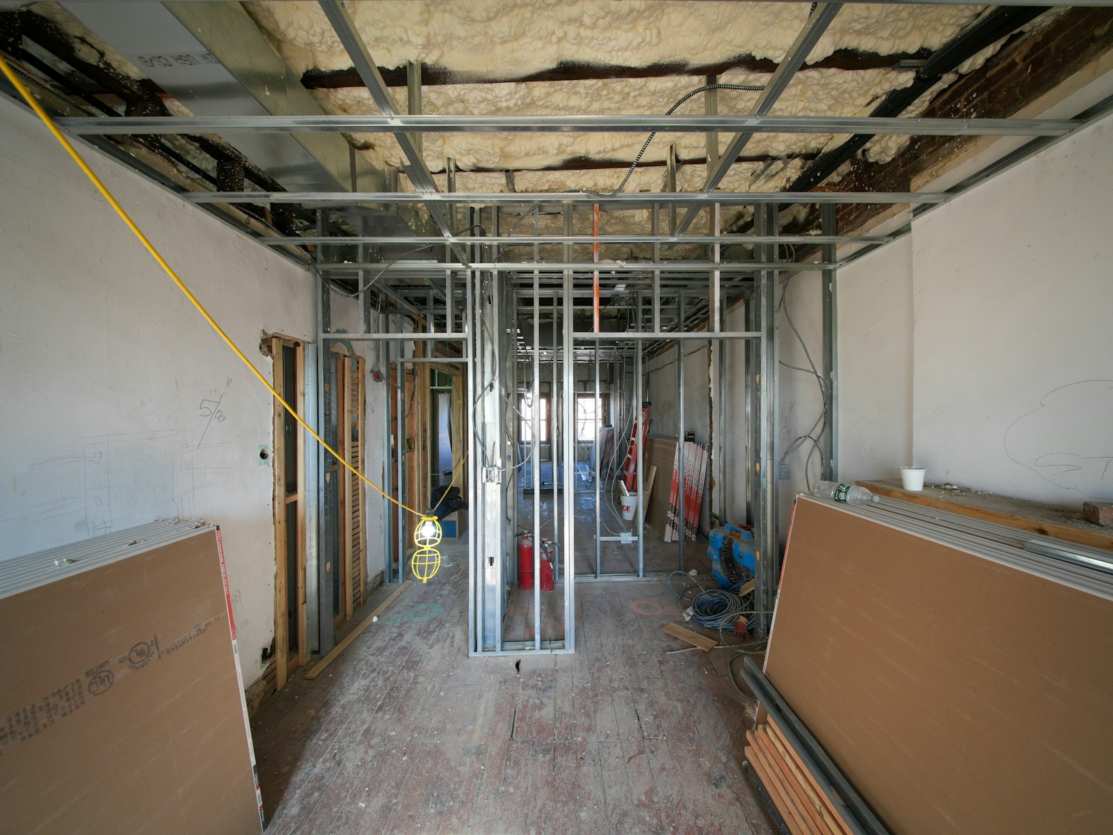 Cantiere di ristrutturazione in fase di demolizione